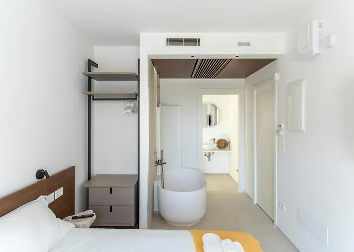 Hotiday Apart Otel 3*