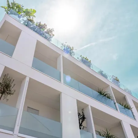 Hotiday מלון דירות