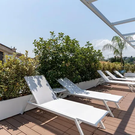 Hotiday Aparthotel 3*