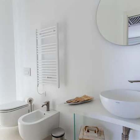 Hotiday Aparthotel 3*